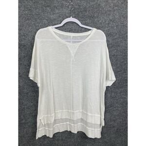 Juicy Couture Top‎ Women's Small White Short Sleeve 100% Rayon Sequ Sleeve